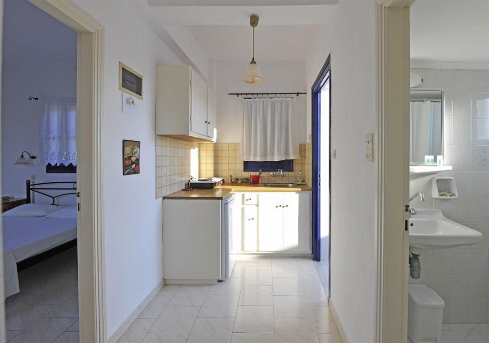 Arokaria Dreams Apartments เนาซา ภายนอก รูปภาพ